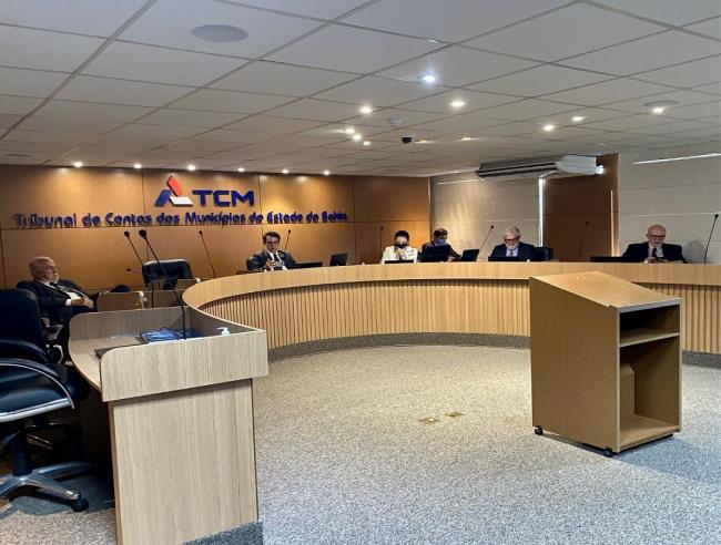 TCM/BA 2ª parte - Imediata SUSPENSÃO das contratações realizadas. - JORNAL DE CORRENTINA